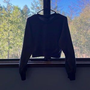 Cropped gray sweater